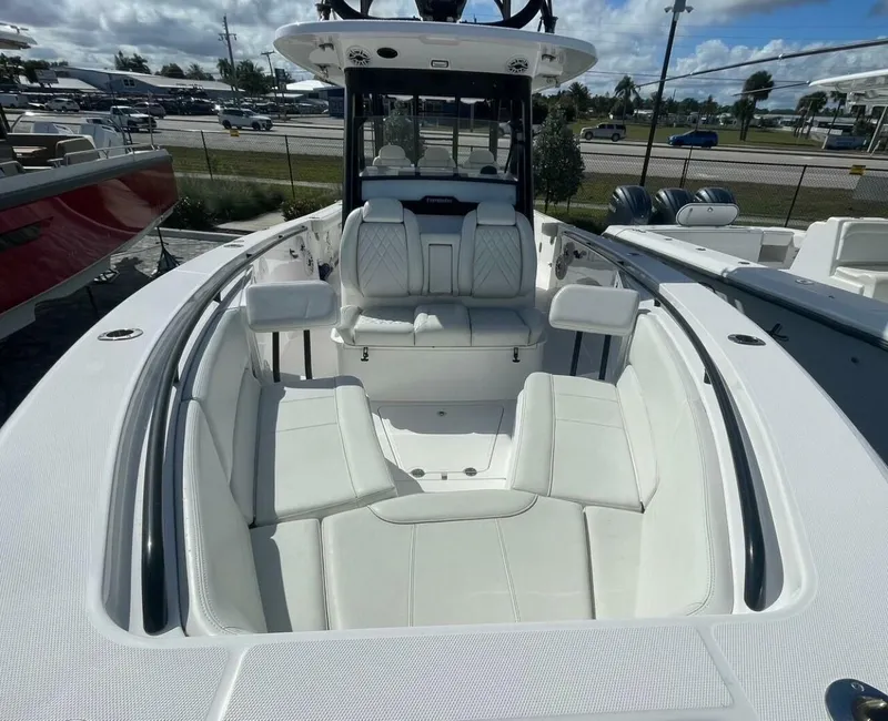 Slide: The Image of Everglades 335 Center Console 2022 - 37
