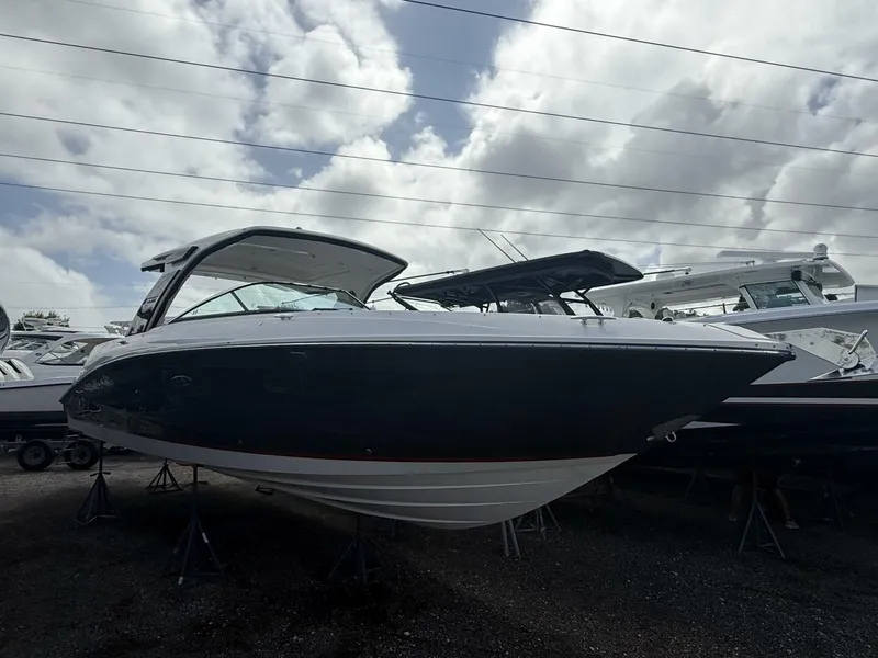The Image of Sea Ray 350 SLX Outboard 2020 - 0
