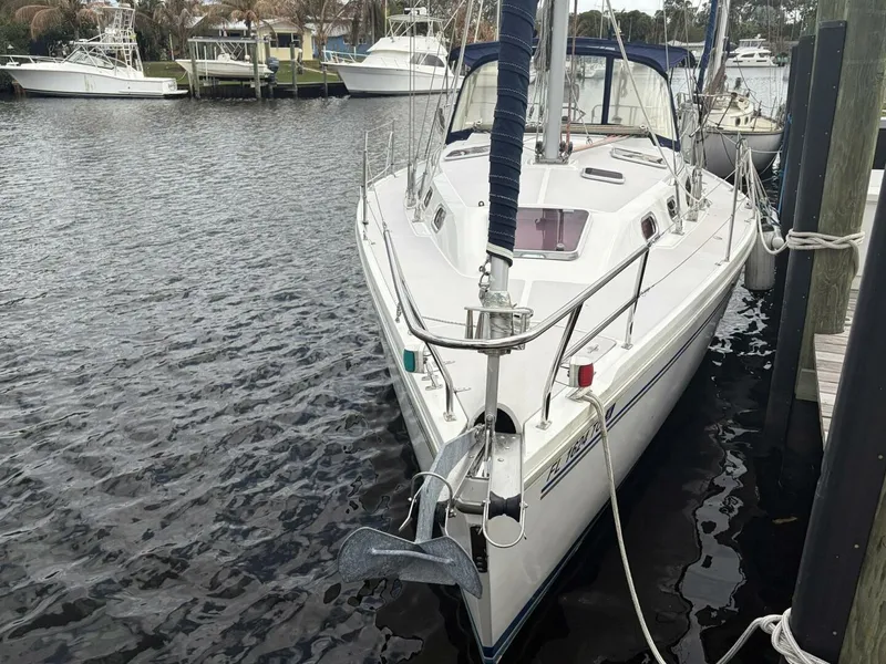 Slide: The Image of Catalina 350 2004 - 13