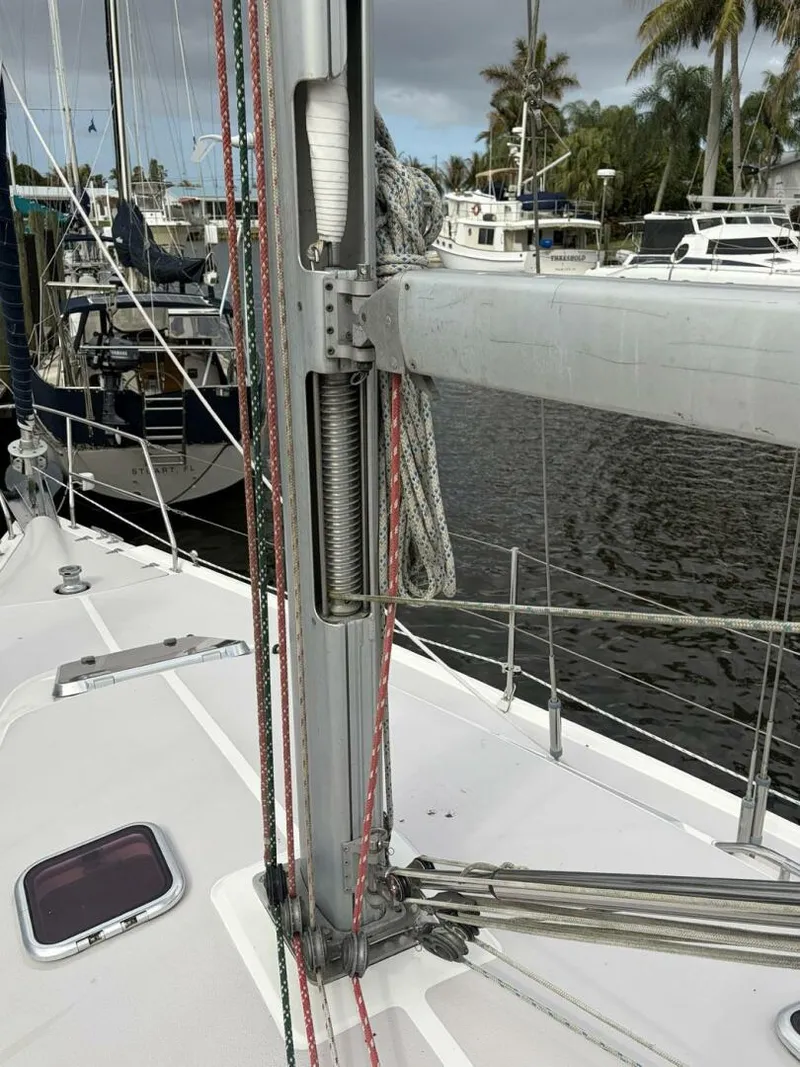 Slide: The Image of Catalina 350 2004 - 14