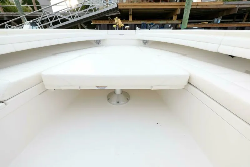 Slide: The Image of Regulator Marine 34 SS 2018 - 30