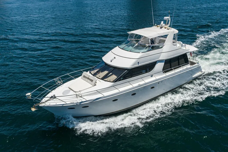 The Image of Carver Yachts 1999 - 0