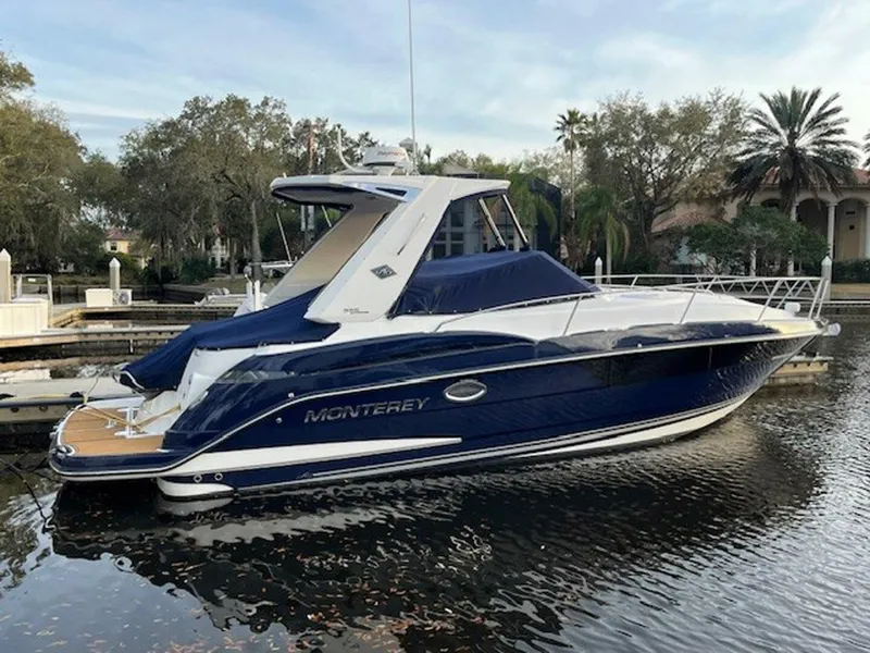 The Image of Monterey 335 Sport Yacht 2018 - 0
