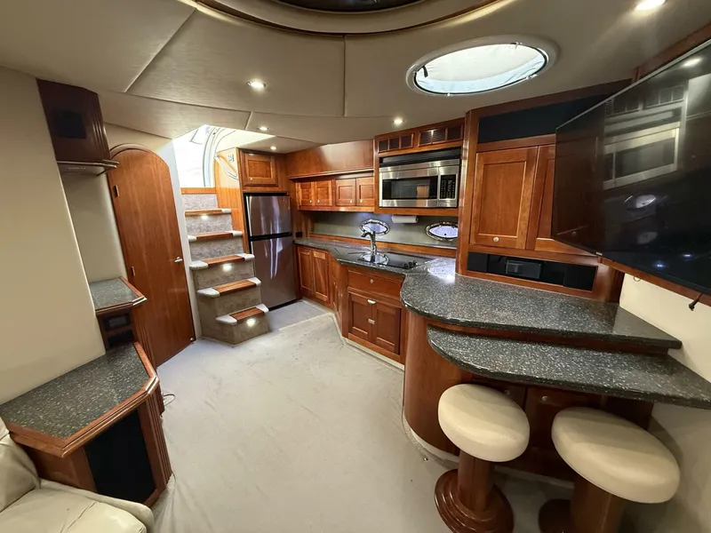 Slide: The Image of Cruisers 560 Express 2007 - 15