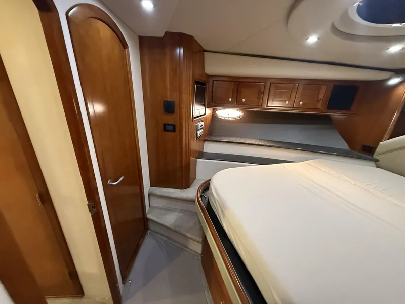 Slide: The Image of Cruisers 560 Express 2007 - 17