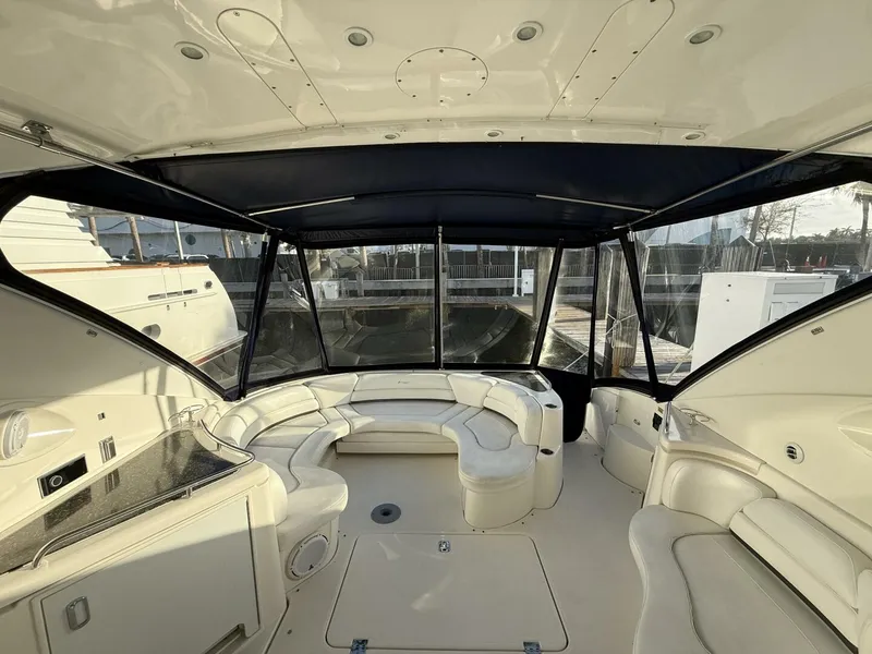 Slide: The Image of Cruisers 560 Express 2007 - 6