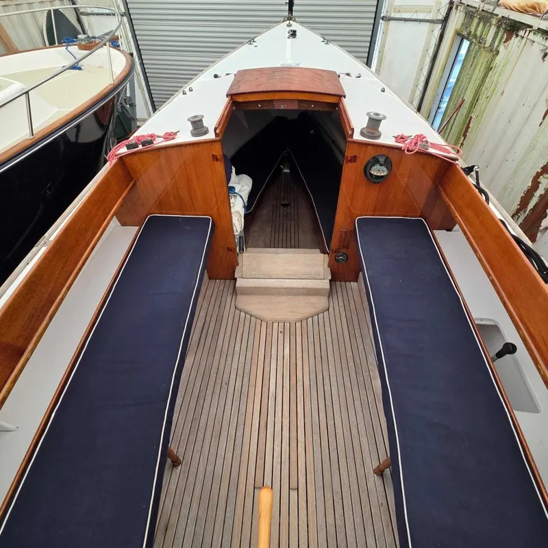 Slide: The Image of Herreshoff Alerion 26 1984 - 11
