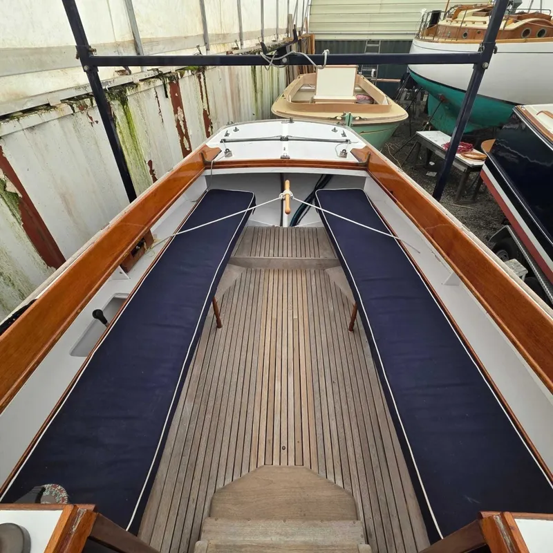 Slide: The Image of Herreshoff Alerion 26 1984 - 21