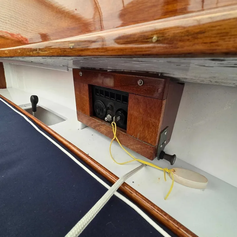 Slide: The Image of Herreshoff Alerion 26 1984 - 23