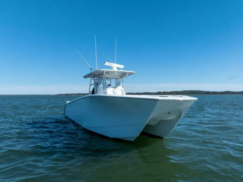 Slide: The Image of Sea Hunter 38 CTS 2023 - 3