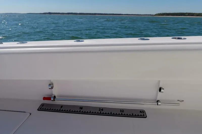 Slide: The Image of Sea Hunter 38 CTS 2023 - 45