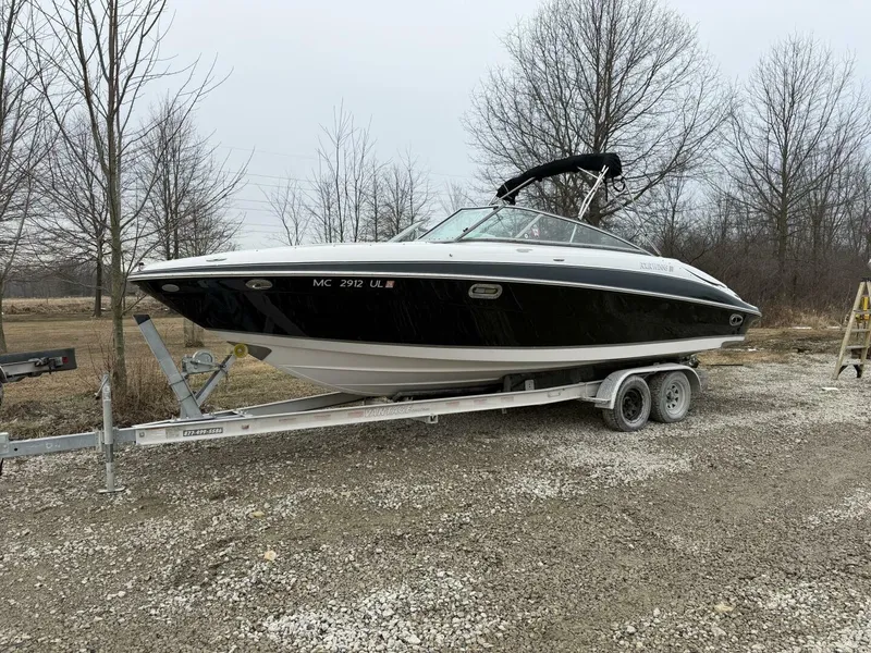 The Image of Four Winns 250 Horizon 2005 - 0