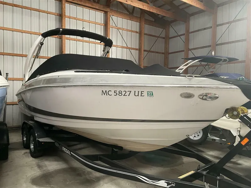 Slide: The Image of Regal 2300 2019 - 22