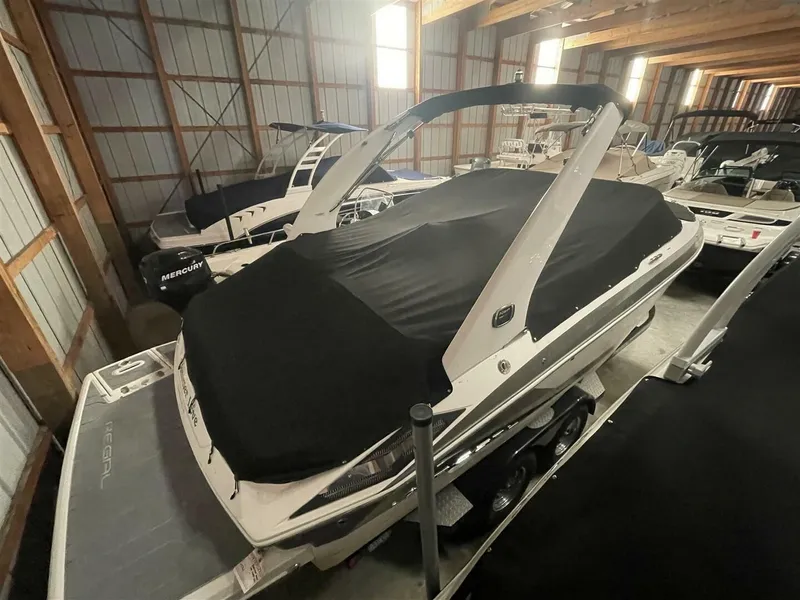 Slide: The Image of Regal 2300 2019 - 25