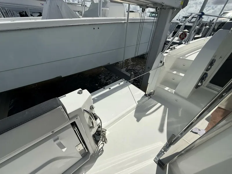 Slide: The Image of Jeanneau 10.5 Leader WA 2022 - 10