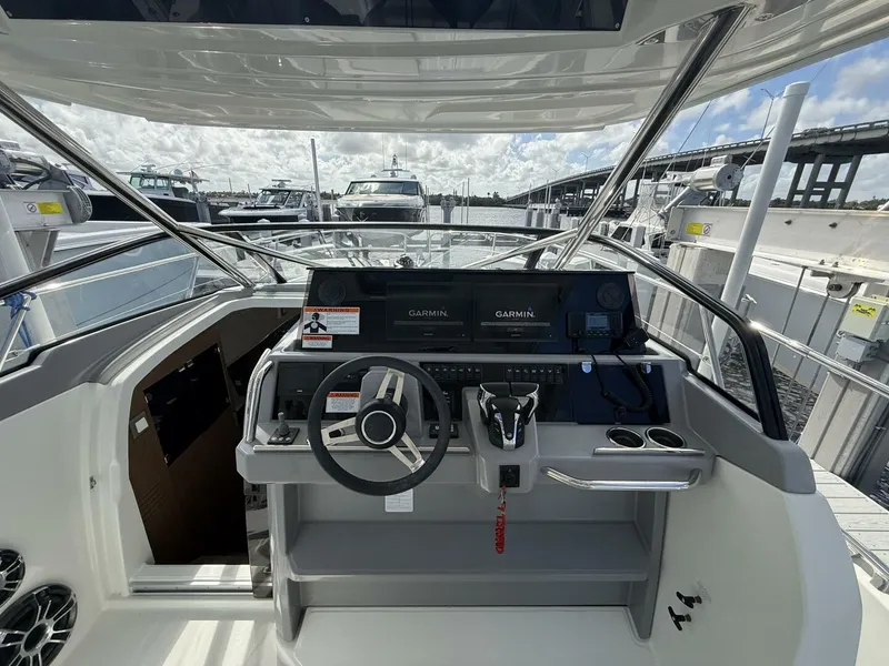 Slide: The Image of Jeanneau 10.5 Leader WA 2022 - 13