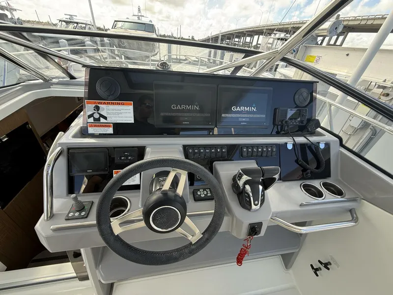 Slide: The Image of Jeanneau 10.5 Leader WA 2022 - 14