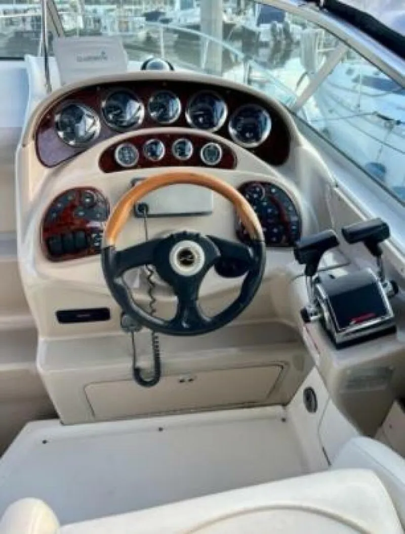 Slide: The Image of Sea Ray Sundancer 280 2001 - 5