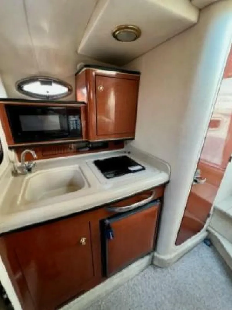 Slide: The Image of Sea Ray Sundancer 280 2001 - 9