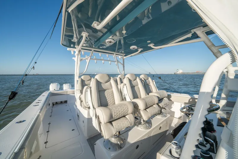 Slide: The Image of Invincible 46 Catamaran 2023 - 4