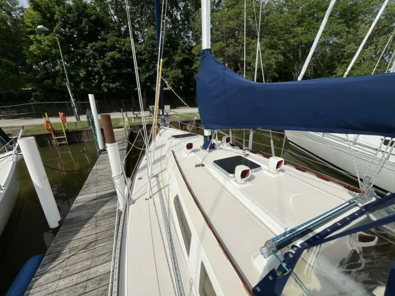 Slide: The Image of Sabre 34 MkII 1988 - 47