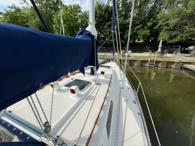 Slide: The Image of Sabre 34 MkII 1988 - 50