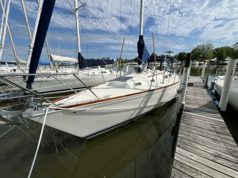 Slide: The Image of Sabre 34 MkII 1988 - 54