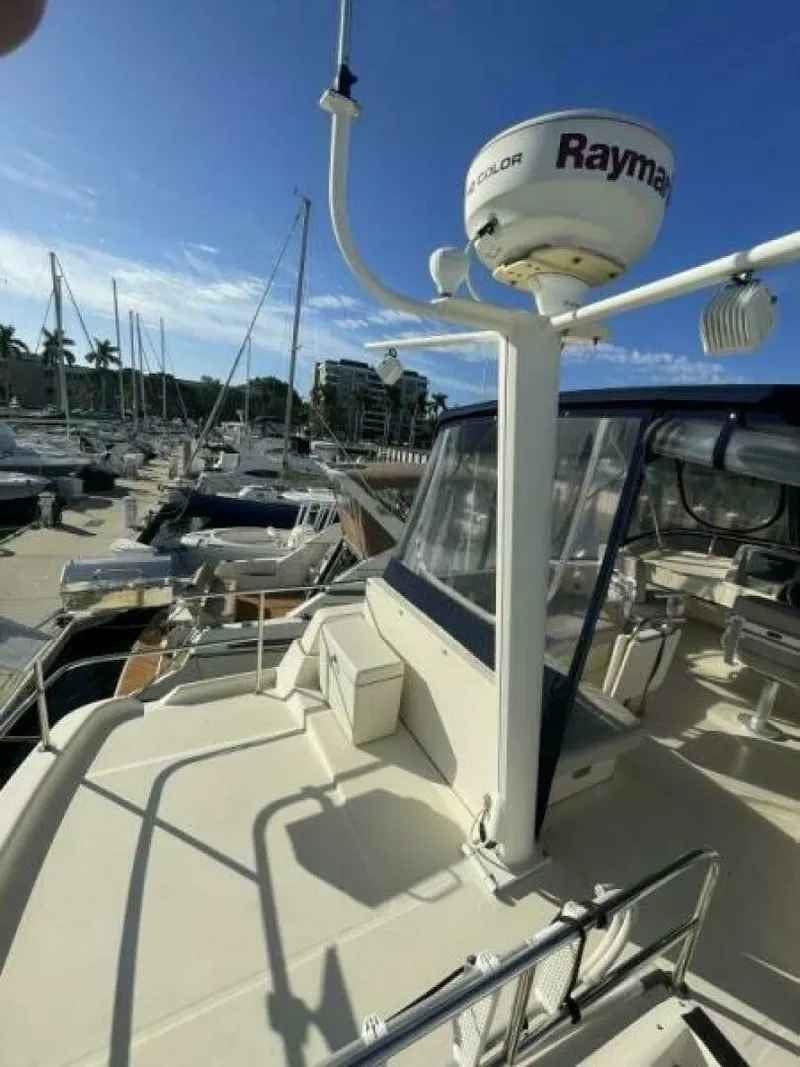 Slide: The Image of Mainship 2005 - 12