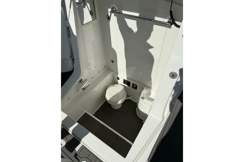 Slide: The Image of Midnight Express 34 Open 2020 - 7