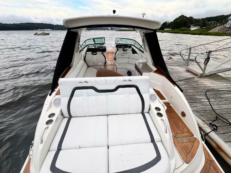 Slide: The Image of Sea Ray SLX 350 2014 - 2