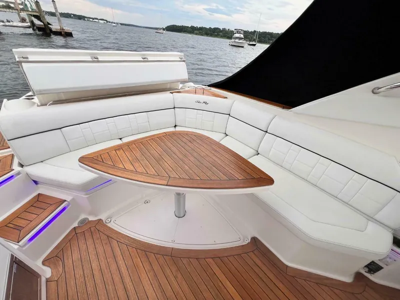Slide: The Image of Sea Ray SLX 350 2014 - 6