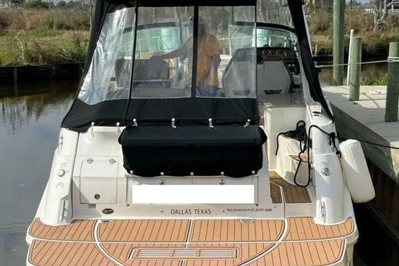 Slide: The Image of Sea Ray Sundancer 350 2017 - 2