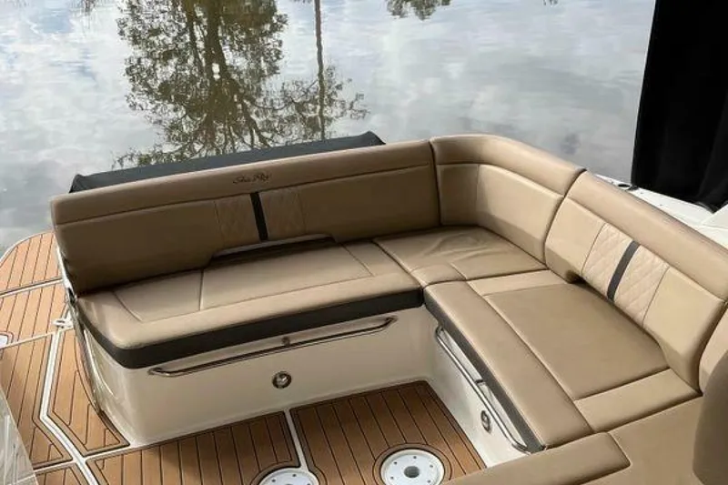 Slide: The Image of Sea Ray Sundancer 350 2017 - 5