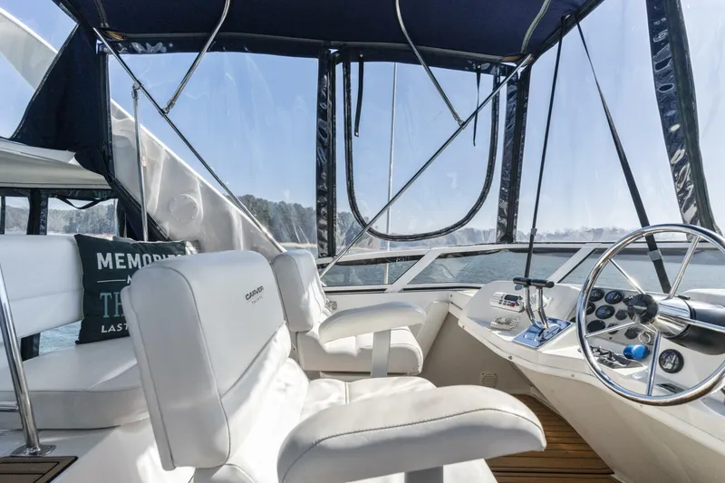 Slide: The Image of Carver Yachts 326 Aft Cabin Motor Yacht 2000 - 24