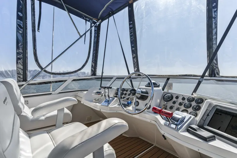 Slide: The Image of Carver Yachts 326 Aft Cabin Motor Yacht 2000 - 25