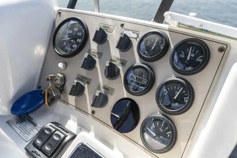 Slide: The Image of Carver Yachts 326 Aft Cabin Motor Yacht 2000 - 32