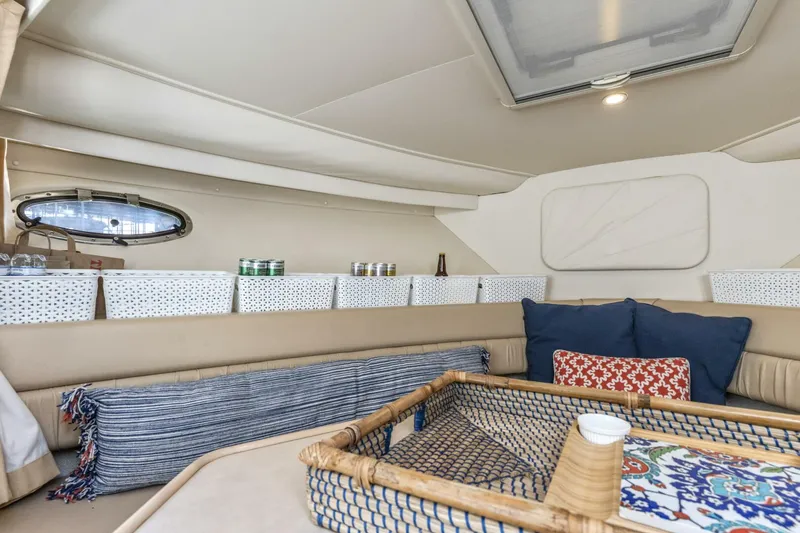 Slide: The Image of Carver Yachts 326 Aft Cabin Motor Yacht 2000 - 7