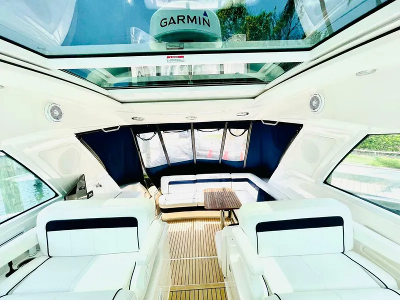 Slide: The Image of Sea Ray 450 Sundancer 2010 - 13