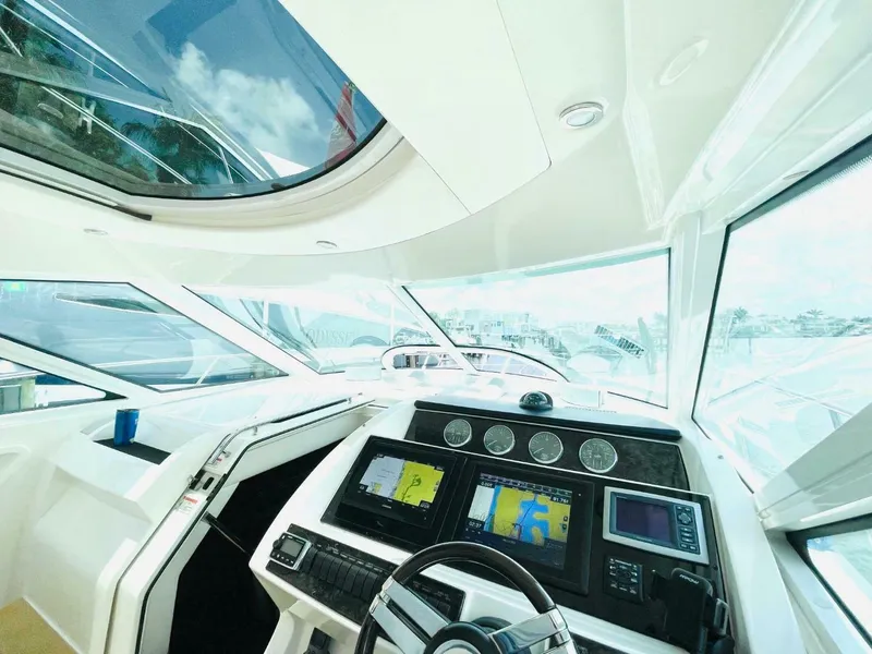 Slide: The Image of Sea Ray 450 Sundancer 2010 - 17