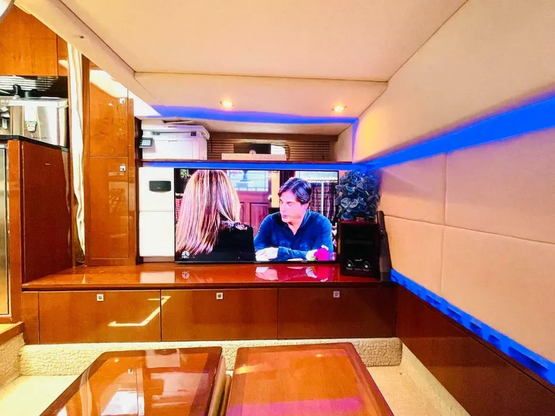 Slide: The Image of Sea Ray 450 Sundancer 2010 - 30