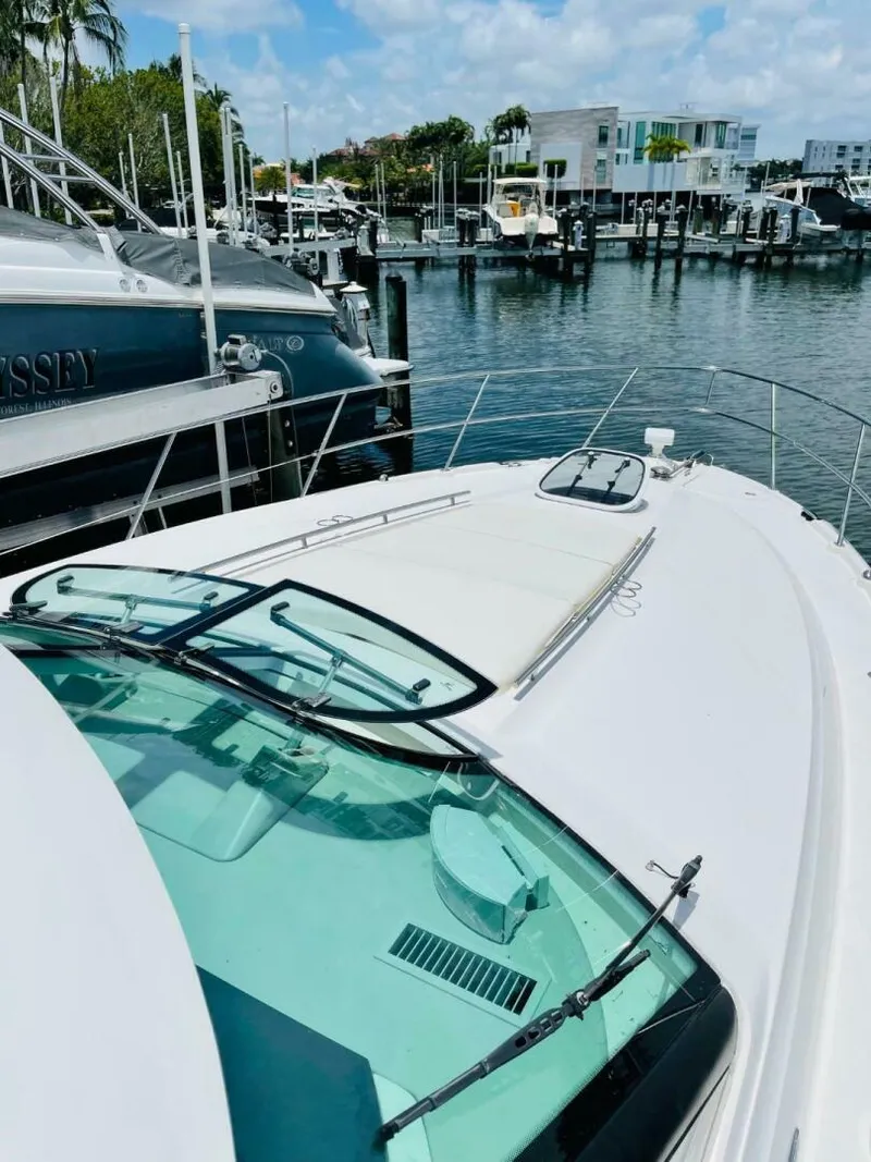 Slide: The Image of Sea Ray 450 Sundancer 2010 - 33