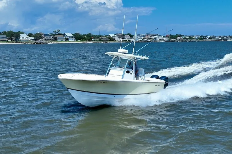 The Image of Regulator Marine 28 FS w/SeaKeeper Ride 2013 - 0