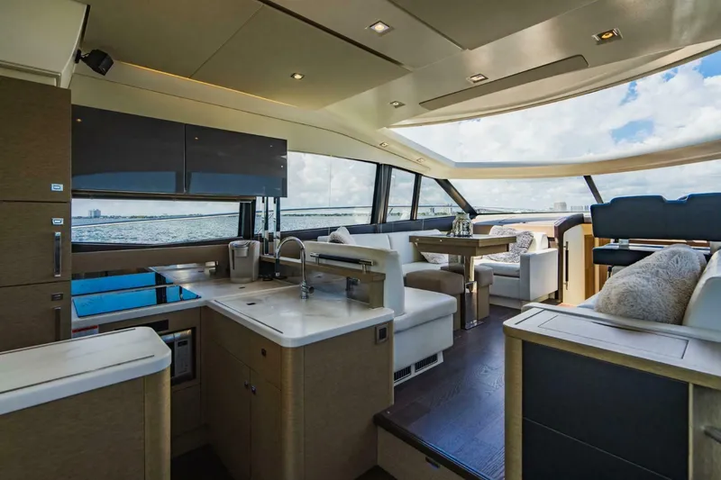 Slide: The Image of Prestige 500S 2018 - 28