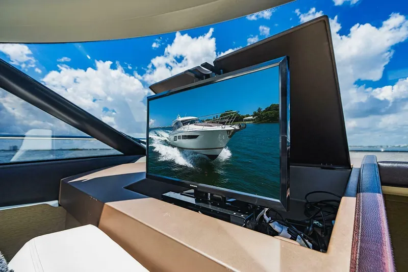 Slide: The Image of Prestige 500S 2018 - 35