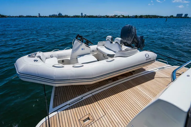 Slide: The Image of Prestige 500S 2018 - 8
