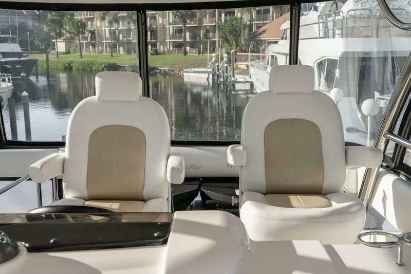 Slide: The Image of Sea Ray 58 Sedan Bridge 2008 - 12
