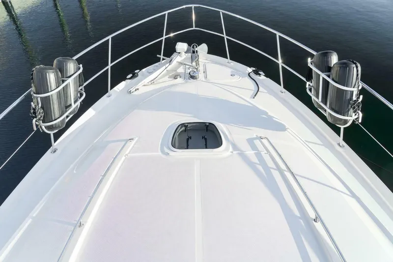 Slide: The Image of Sea Ray 58 Sedan Bridge 2008 - 40