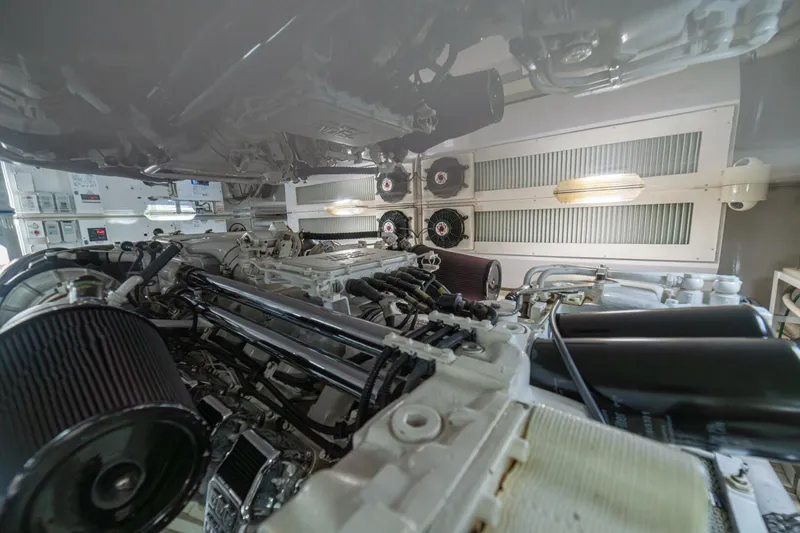 Slide: The Image of Viking 56 Convertible 2006 - 79