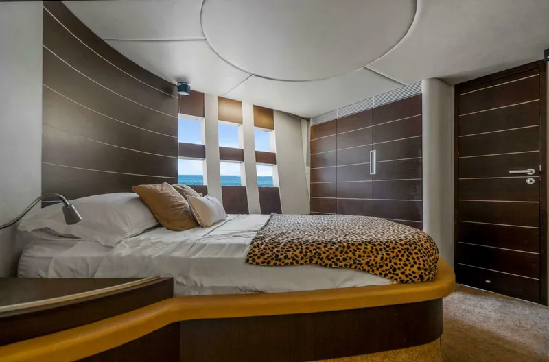 Slide: The Image of Azimut 68S 2007 - 38