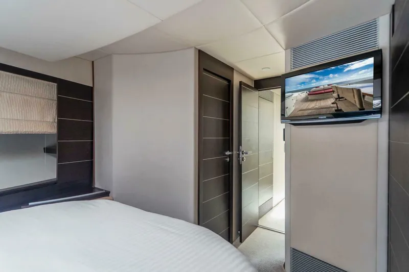 Slide: The Image of Azimut 68S 2007 - 45